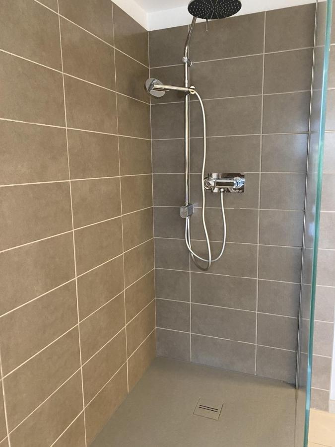 La Suite De Charme Du Mas De La Fontaine De Jonquier Avec Spa Privatif Séguret 外观 照片