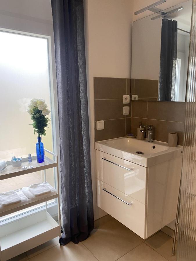 La Suite De Charme Du Mas De La Fontaine De Jonquier Avec Spa Privatif Séguret 外观 照片