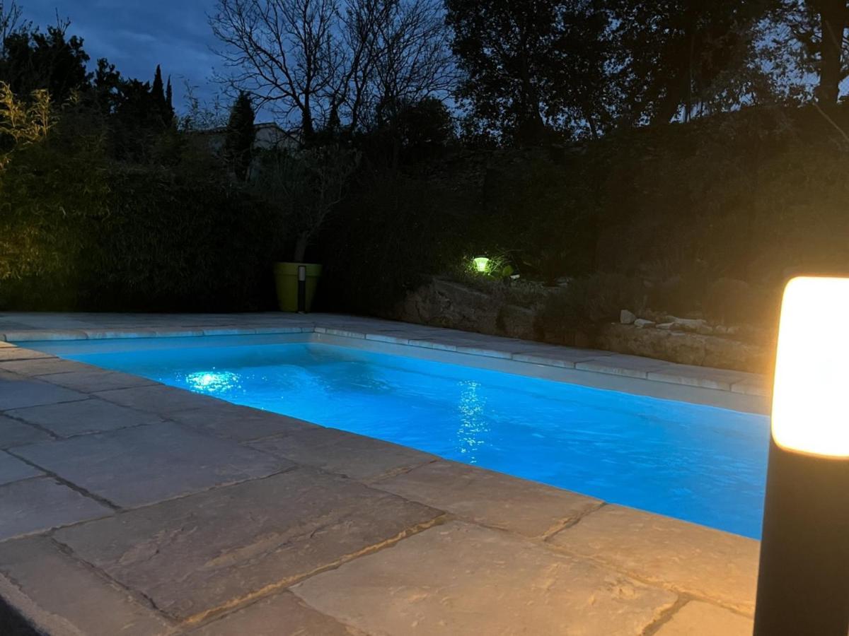 La Suite De Charme Du Mas De La Fontaine De Jonquier Avec Spa Privatif Séguret 外观 照片