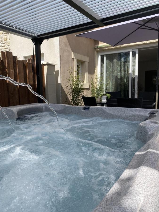 La Suite De Charme Du Mas De La Fontaine De Jonquier Avec Spa Privatif Séguret 外观 照片